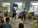 В детской библиотеке прошла тематическая неделя «Флаг России — великое знамя», посвящённая Дню Государственного флага Российской Федерации